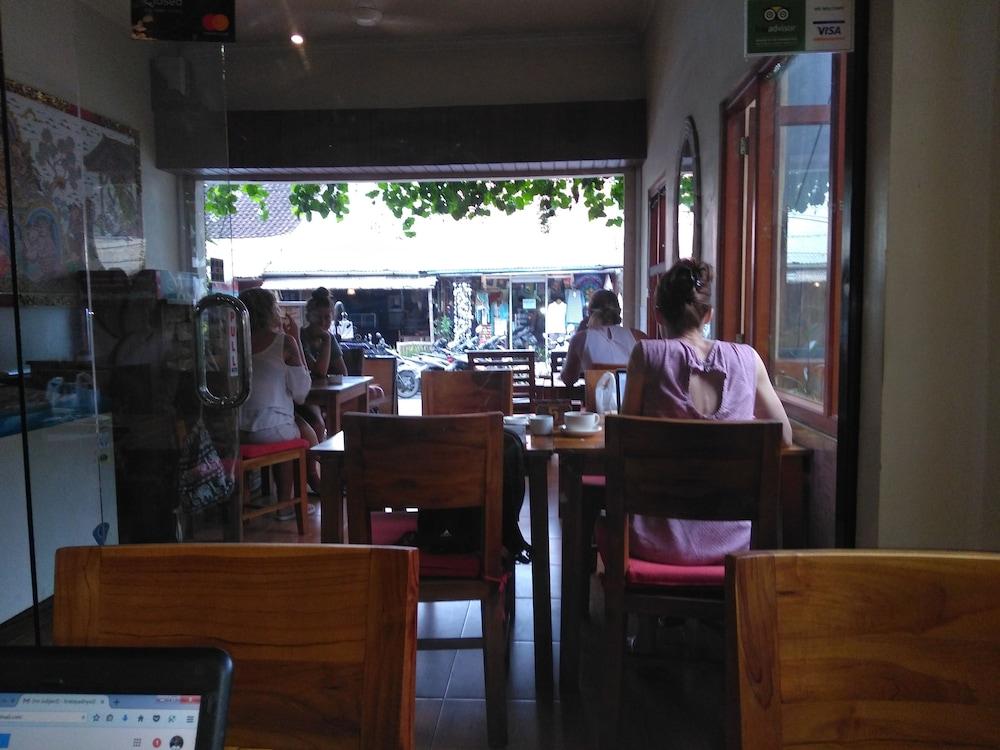 Brata Inn Ubud  Bagian luar foto